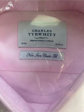 Charles Tyrwhitt Light Pink Mens Dress Shirt - Non-Iron Classic Fit